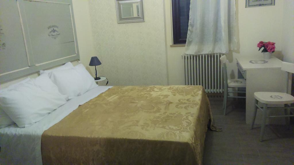 Nonna Caro Hotel Fermo Exterior foto